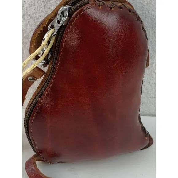 Dog Puppy Wristlet Purse Hawaiian Lei Zipper Brown Leather Small Child Travel - Picture 6 of 6